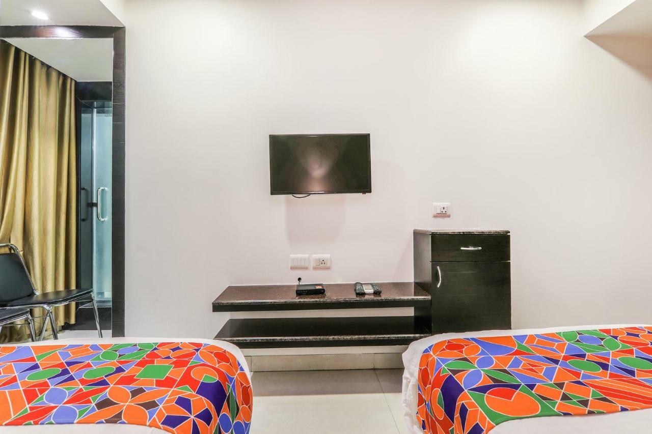 Fabhotel Mansingh Begum Bazar Road Haydarabad Dış mekan fotoğraf